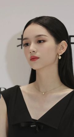 欧普股票_: 不容错过的新闻，是否影响了你的认知？